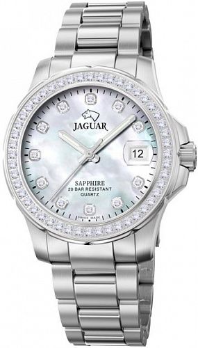 Jaguar Woman J892/1